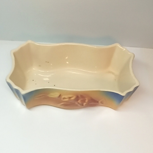 Vintage blue & yellow Shawnee pottery marked USA 181 planter, with floral design - Picture 3 of 10